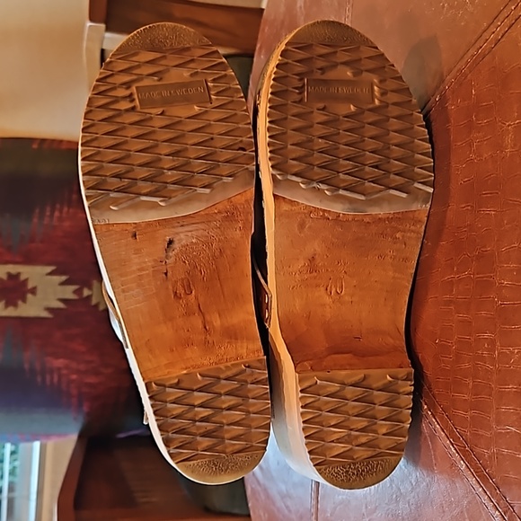 Clogs - Picture 4 of 7